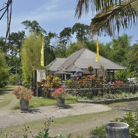 Villa Danison Umeanyar Exterior photo