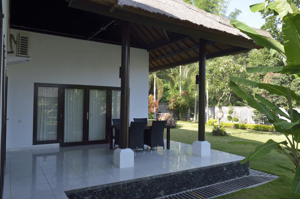Villa Danison Umeanyar Exterior photo