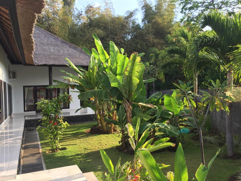 Villa Danison Umeanyar Exterior photo
